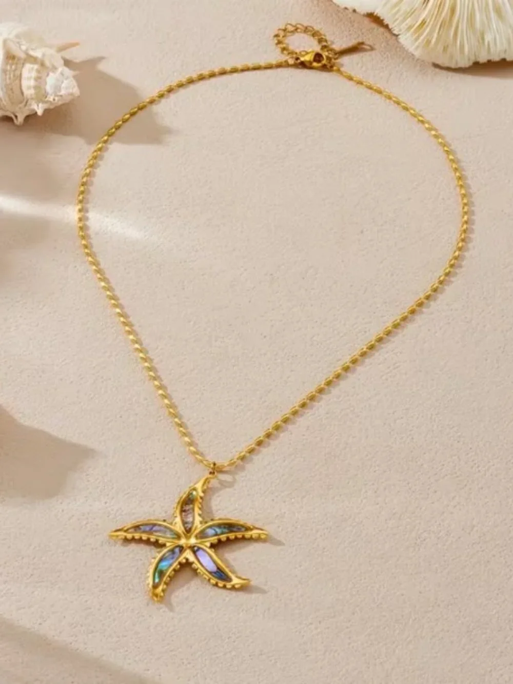 Sea Star Pendant Gold-tone Necklace 304 Stainless Steel Minimalist Ocean Style